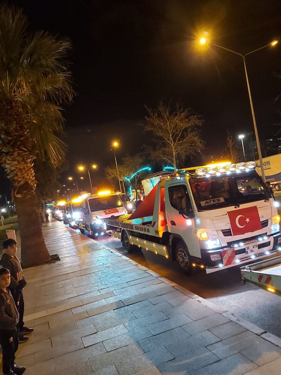 İzmirli çekicilerden şehitler için konvoylu eylem