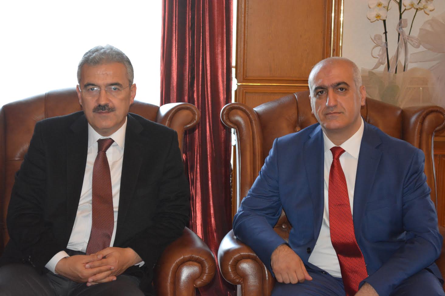 İzmir Mardinliler Federasyonu Vali Ayyıldız'ı Ziyaret Etti