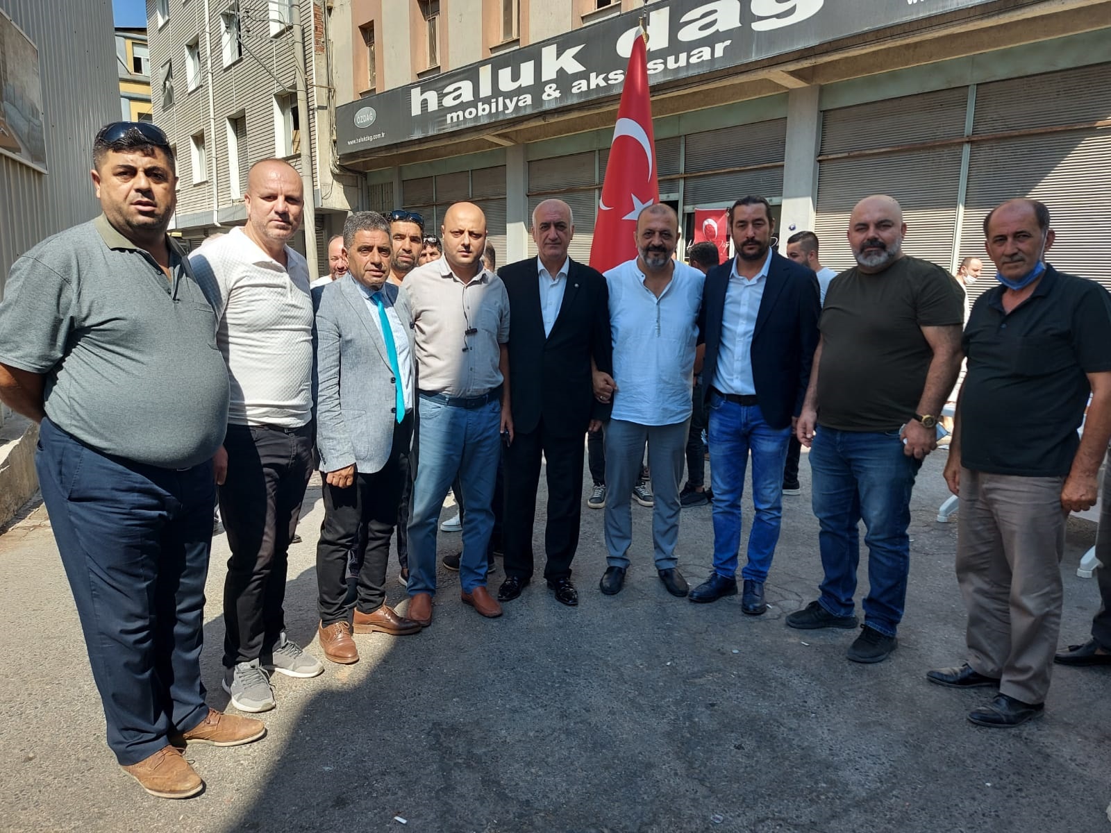 DAĞ ADAYLIĞINI AÇIKLADI "İHRACAT" VURGUSU YAPTI