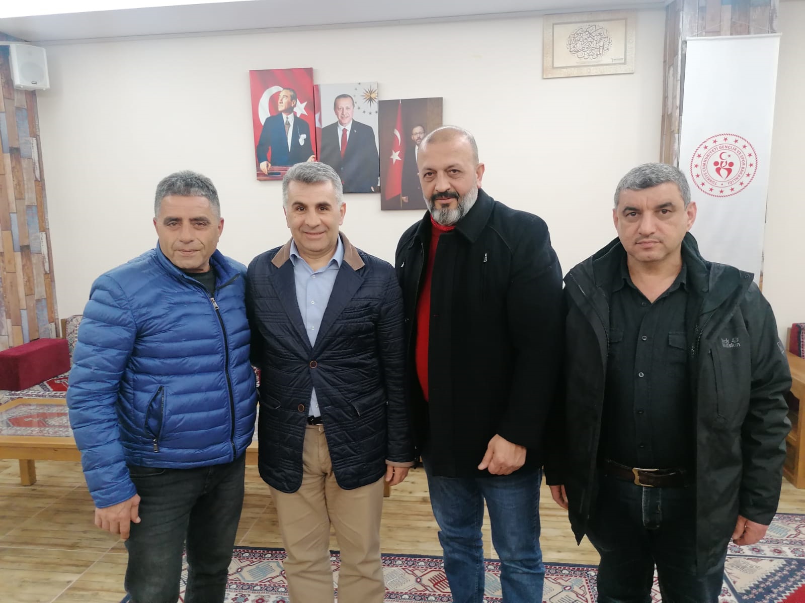 İzmirli STK Üyeleri'nden Kayseri Vali Yardımcısı Mehmet Sadık Tunç'a Ziyaret: "Kayseri'de de Olsan Yanındayız