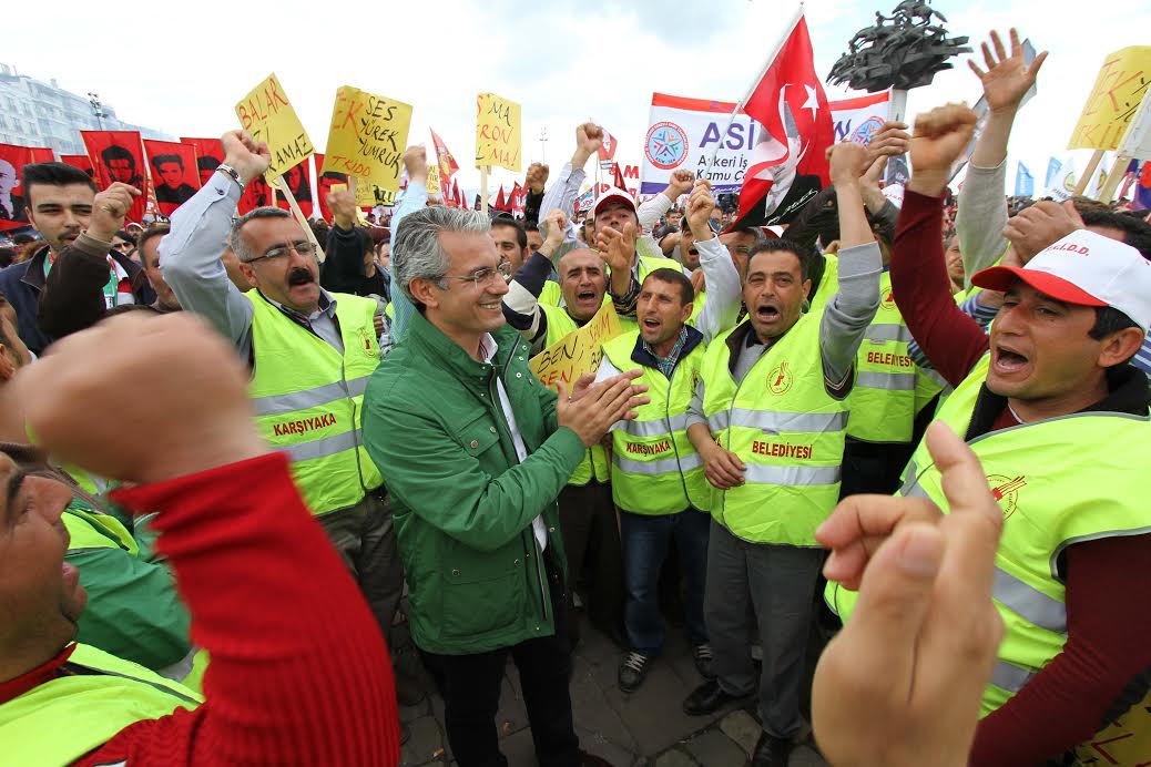 Karşıyakalı Taşeron İşçiye Sendika Müjdesi