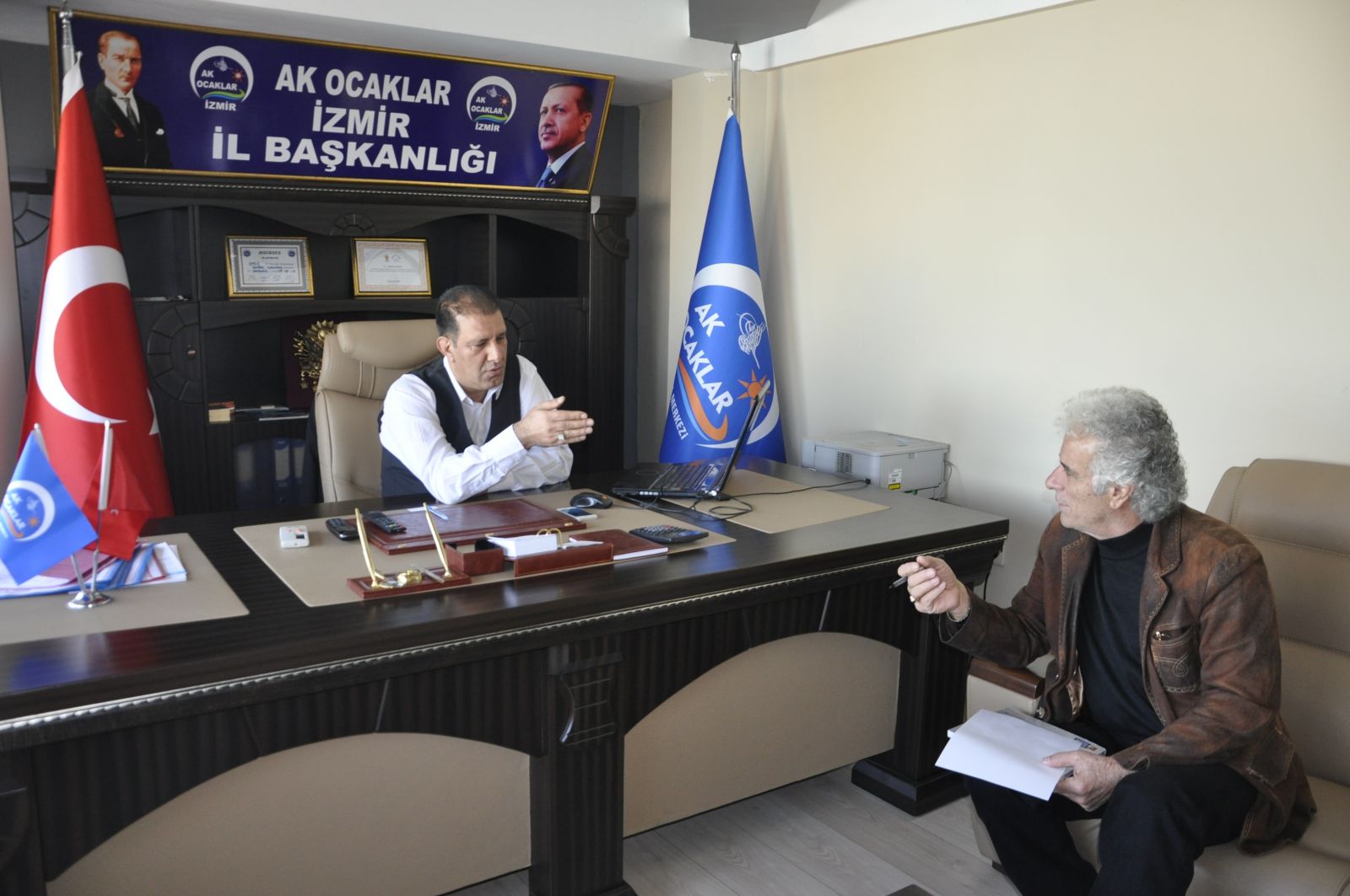 Ak Ocaklar İzmir İl Başkanı Ömer Çakmak: "Vatana ve Millete Hizmet Etmek..."