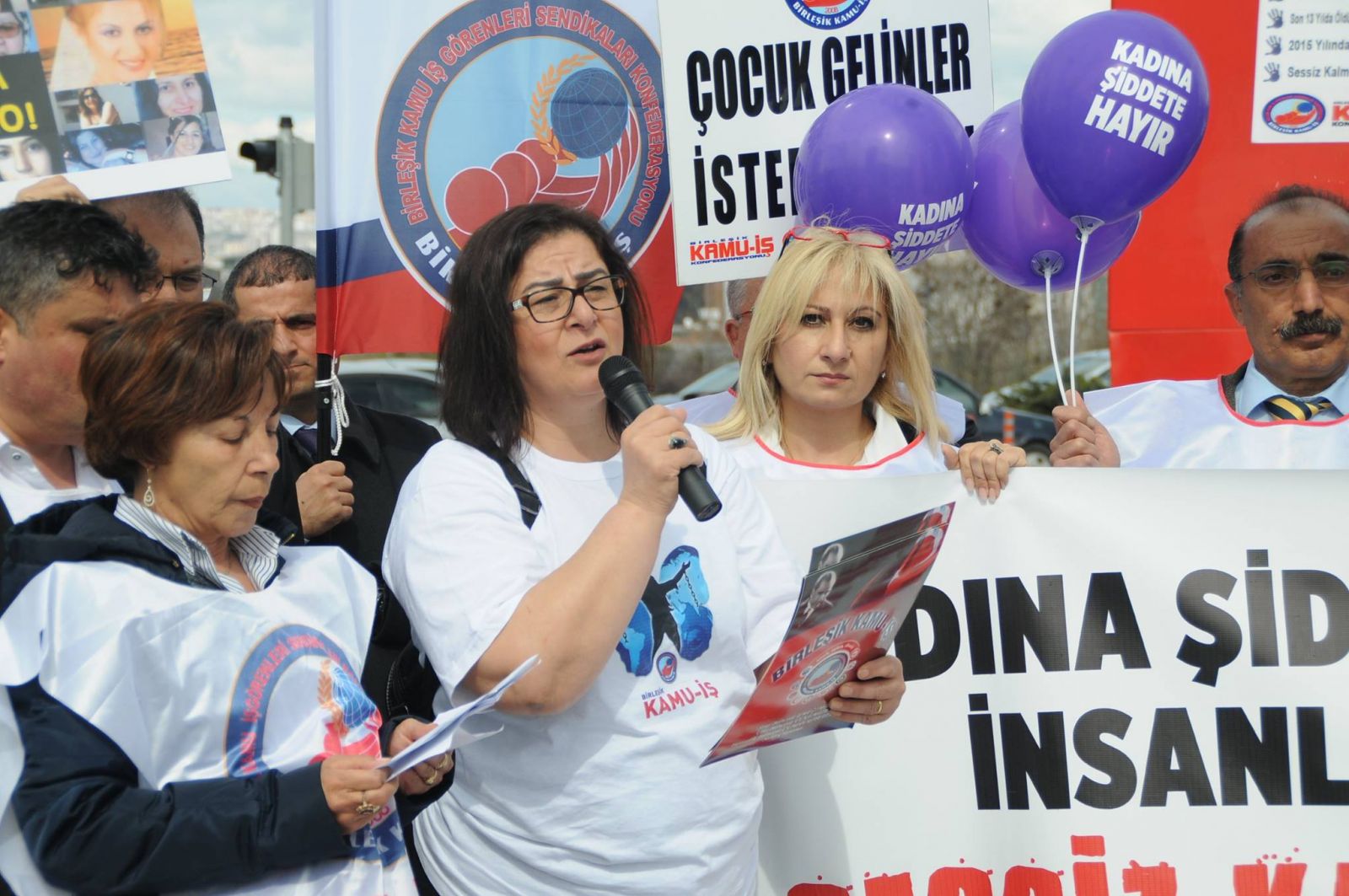 Semra Pektopal: "Dikkat! Sokakta tecavüz var..."