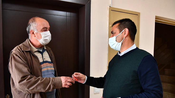 Başkan Soyer Salih Erkek ile Erkekçe programının canlı yayın konuğu oldu: "Teleferiğe Birlikte Bineceğiz"