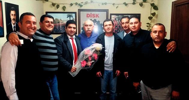 Hem özür diledi hem istifa etti