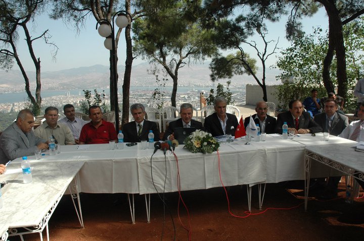Salih Erkek'ten Özgür Hızal'a: "Kadifekale için siz ne yaptınız ?"