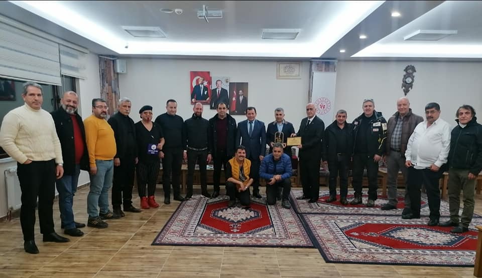 İzmirli STK Üyeleri'nden Kayseri Vali Yardımcısı Mehmet Sadık Tunç'a Ziyaret: "Kayseri'de de Olsan Yanındayız