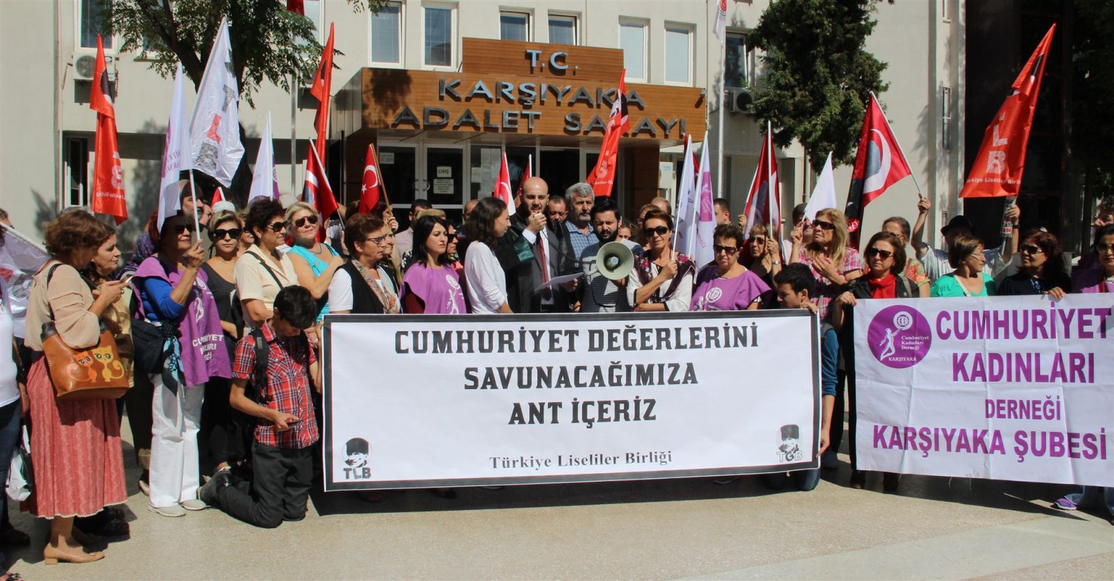 O Müdüre Suç Duyurusu