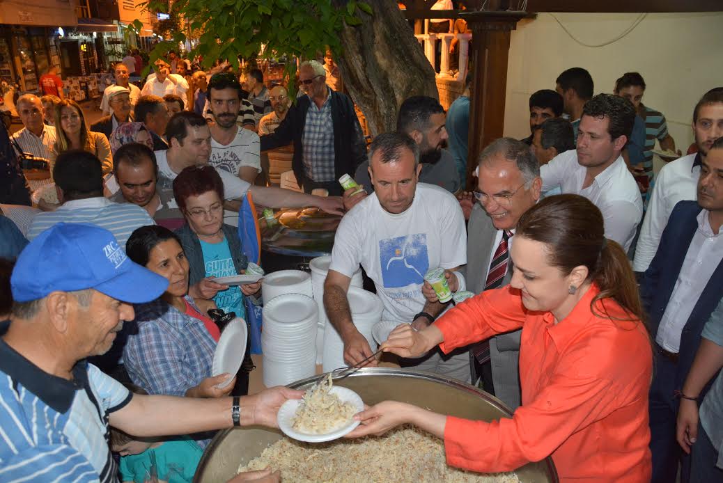 Hotar, Selçuklularla sokak sofrasında buluştu