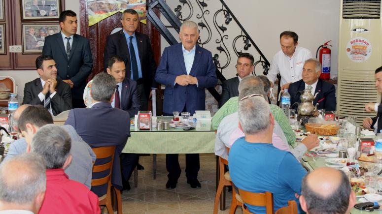 Yıldırım Bornova'da Muhtarlarla Buluştu