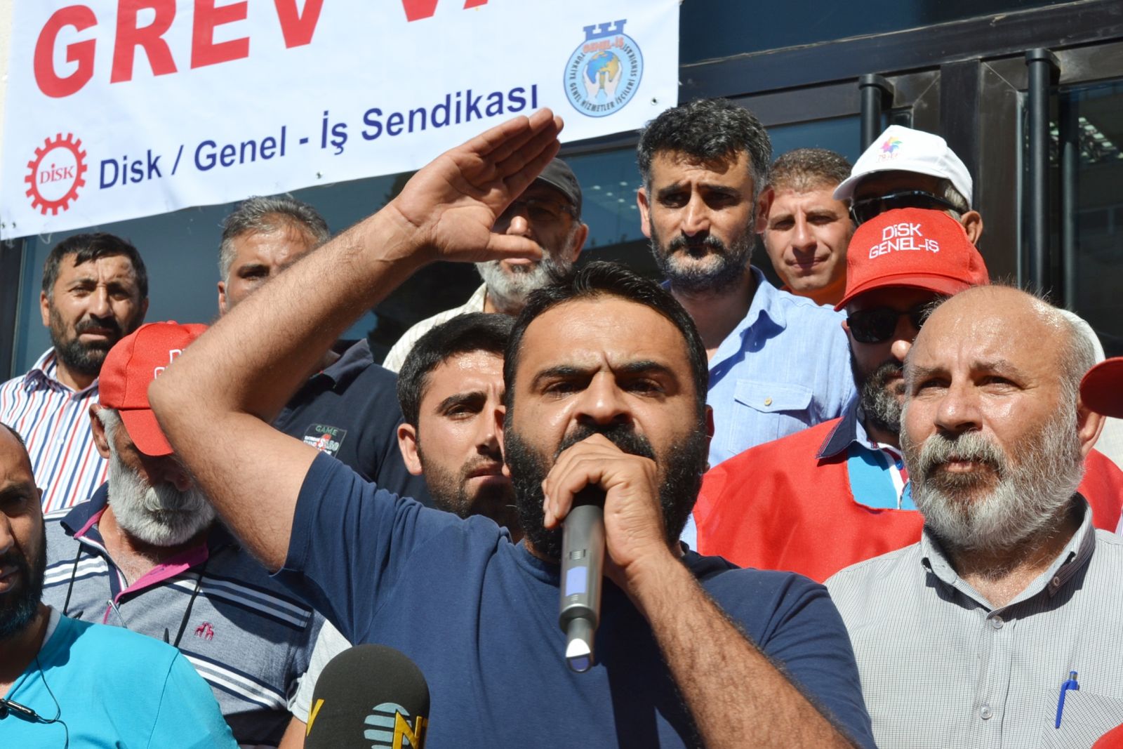 Şanlı'dan Sözleşme Tepkisi...