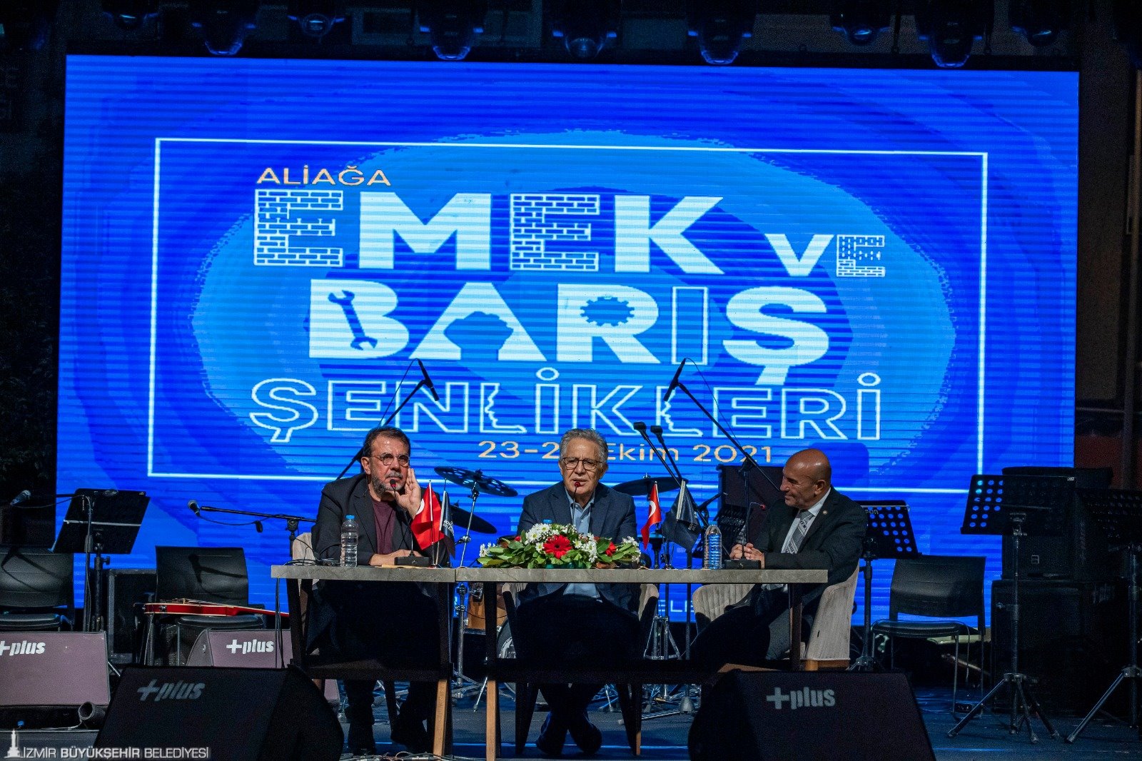 Soyer'den Aliağa'da mesajlar: “Dip dalgayı limana yanaştıracak olan biziz”