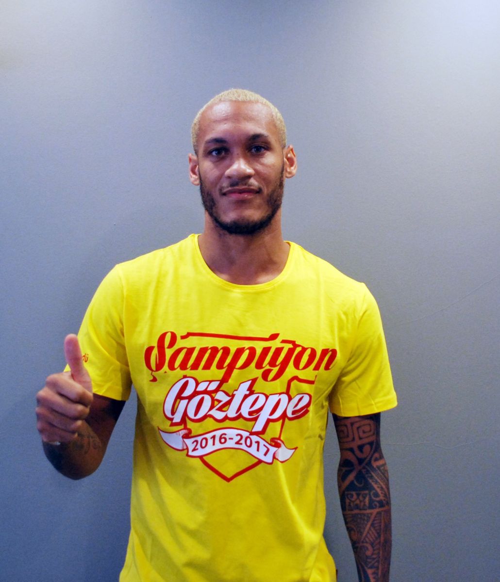 Göztepe bombayı patlattı