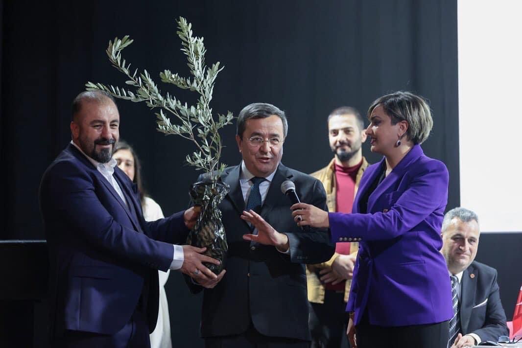 İMGİAD BAŞKANI ATAKLI'DAN BİRLİK MESAJI: "BEN DEĞİL, BİZ DUYGUSUYLA YÖNETECEĞİZ"