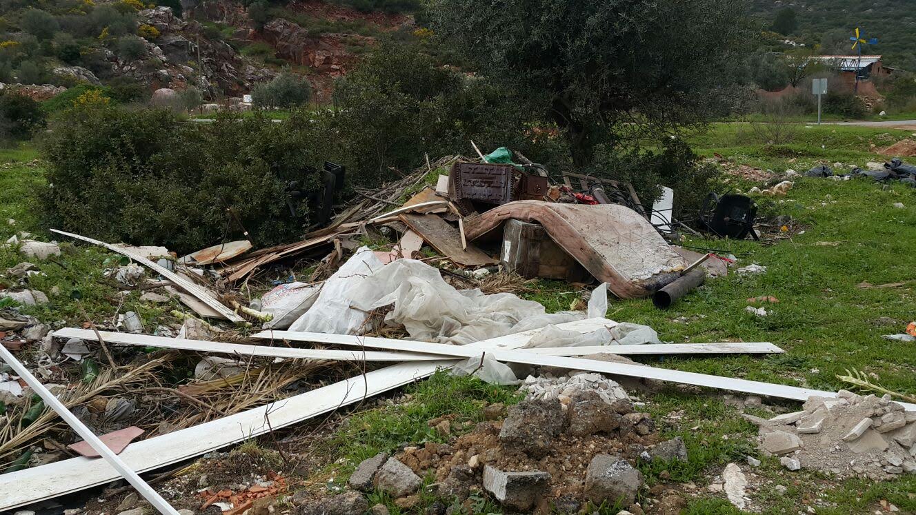 Karaburun'u Pislik Basmış!