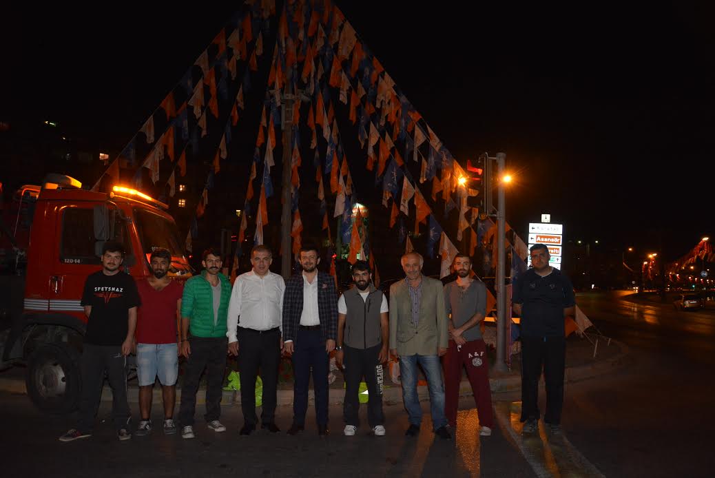 Saat 02.15... Delican Görev Başında!