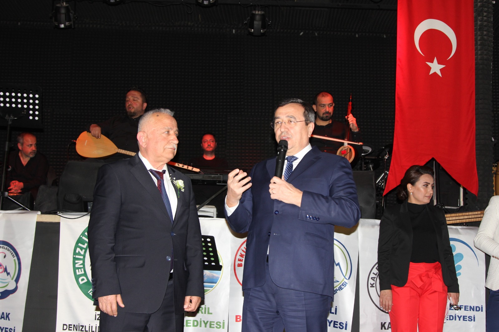 İzmir Denizliler Derneği, İzmir'deki Denizlilileri Bir Araya Getirdi