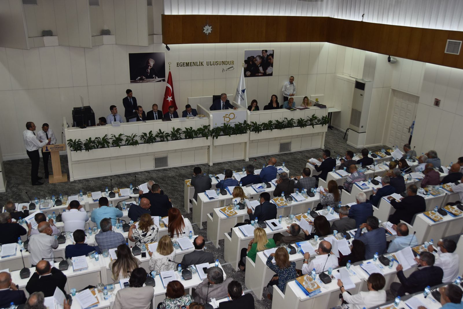 İzmir ulaşımında yeni tarifeler belli oldu