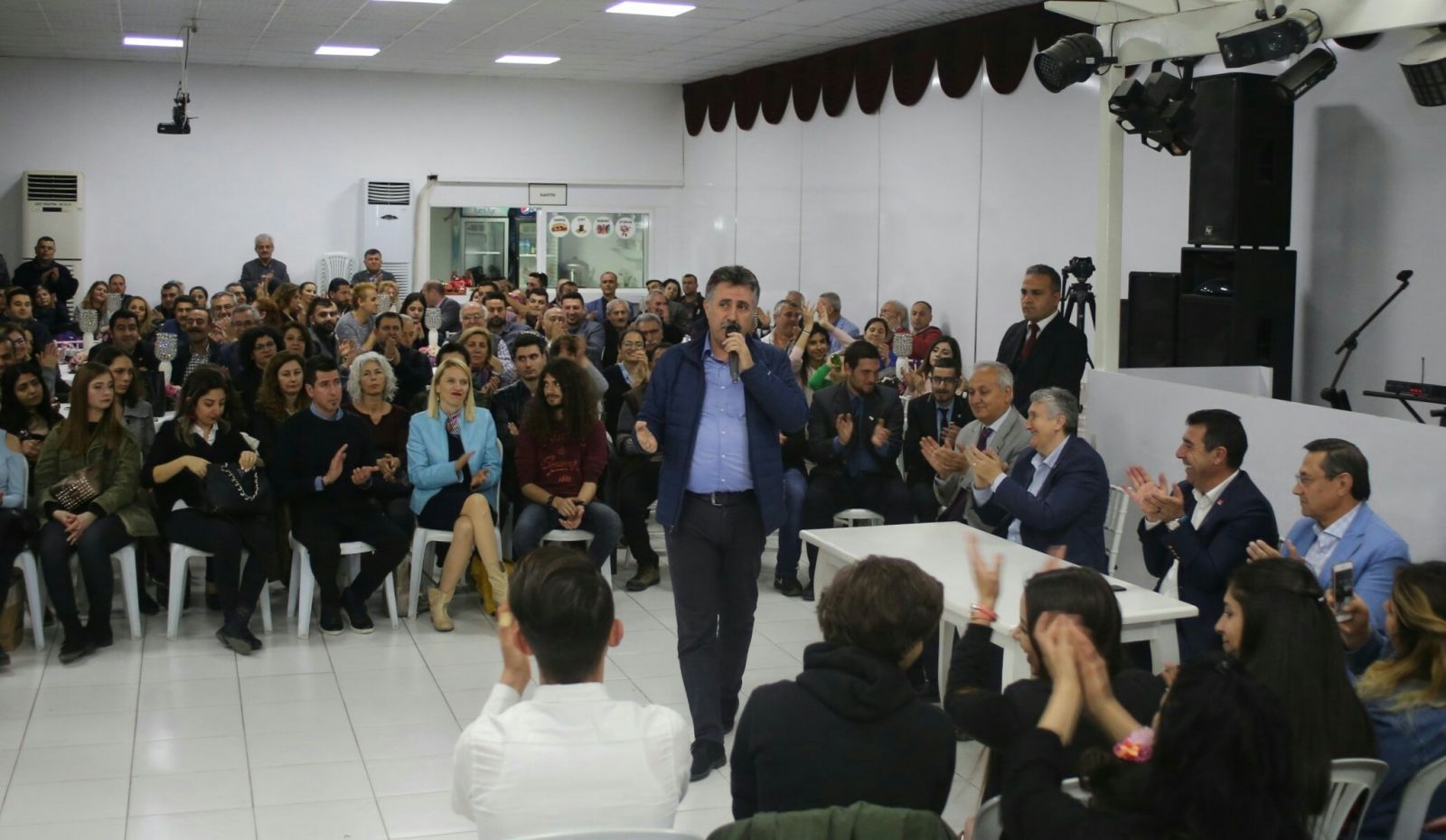 CHP'li Sandal'dan gençlere müjde: "Hayallerin ötesinde..."