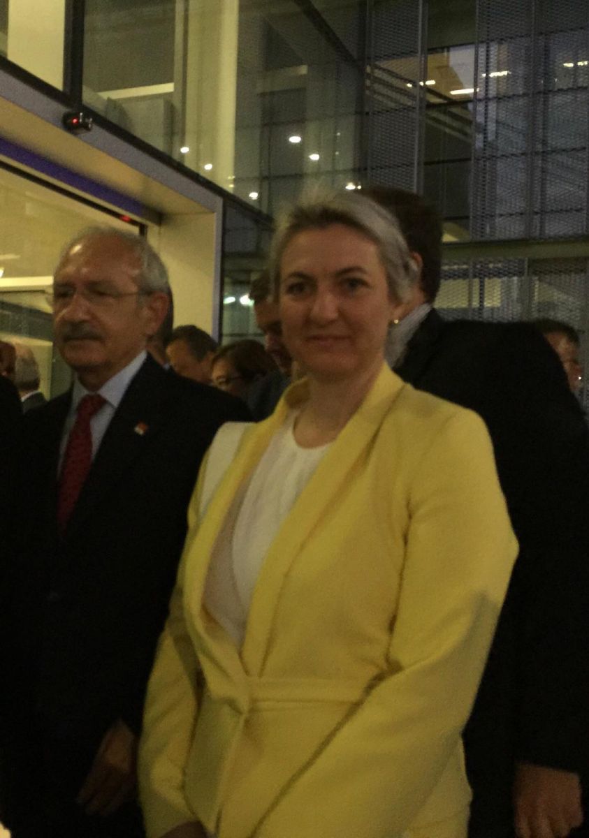 CHP Urla Belediye Başkan Aday Adayı Derya Tüzen Kimdir?