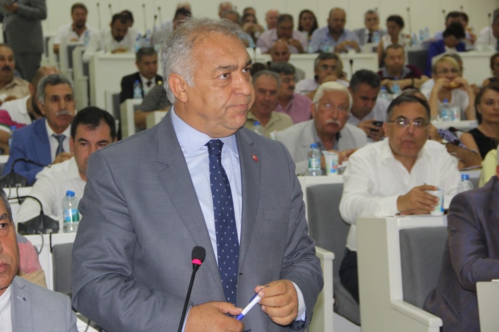 ‘Hizmette Ölü Balık Gibisin!’