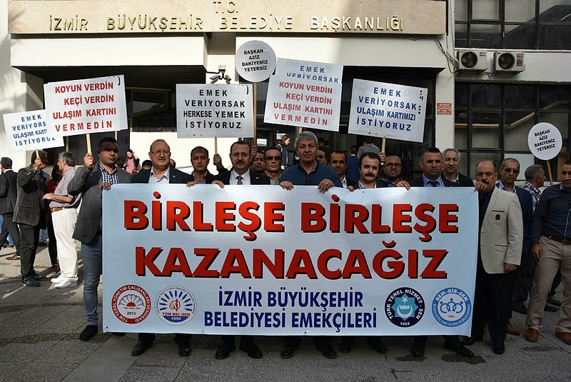 İzmir Büyükşehir Belediyesi'ndeki Memurlar Başkaldırdı!
