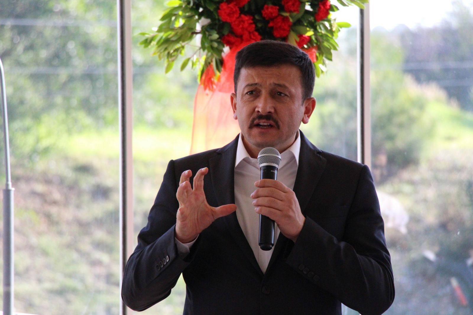 AK Partili Dağ'dan adaylık açıklaması...