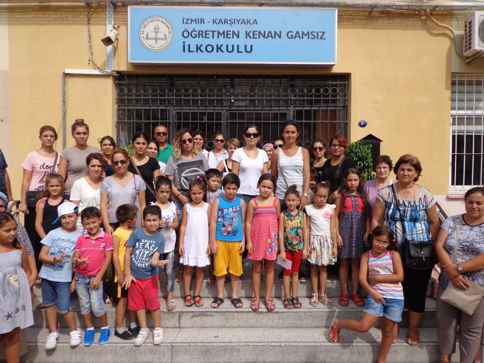 Velilerden Tam Gün İsyanı: "45 Kişilik Sınıf Mı Olur?"