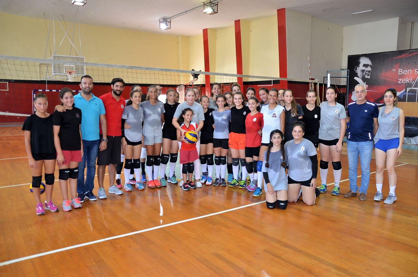 Bölünmez Çankırı, önce kahvaltıda sonra parkede