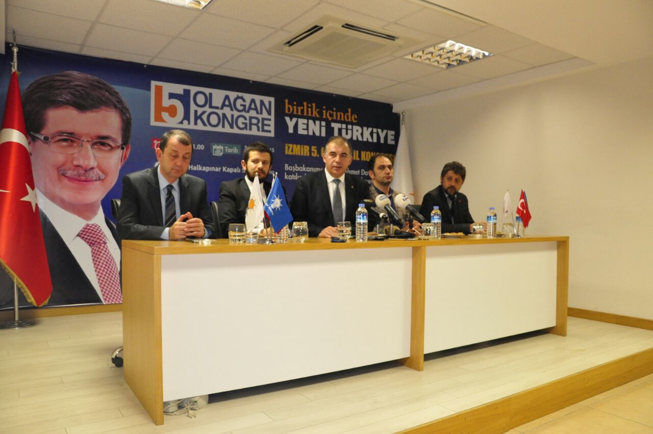 AK Parti İzmir Davutoğlu'na hazırlanıyor