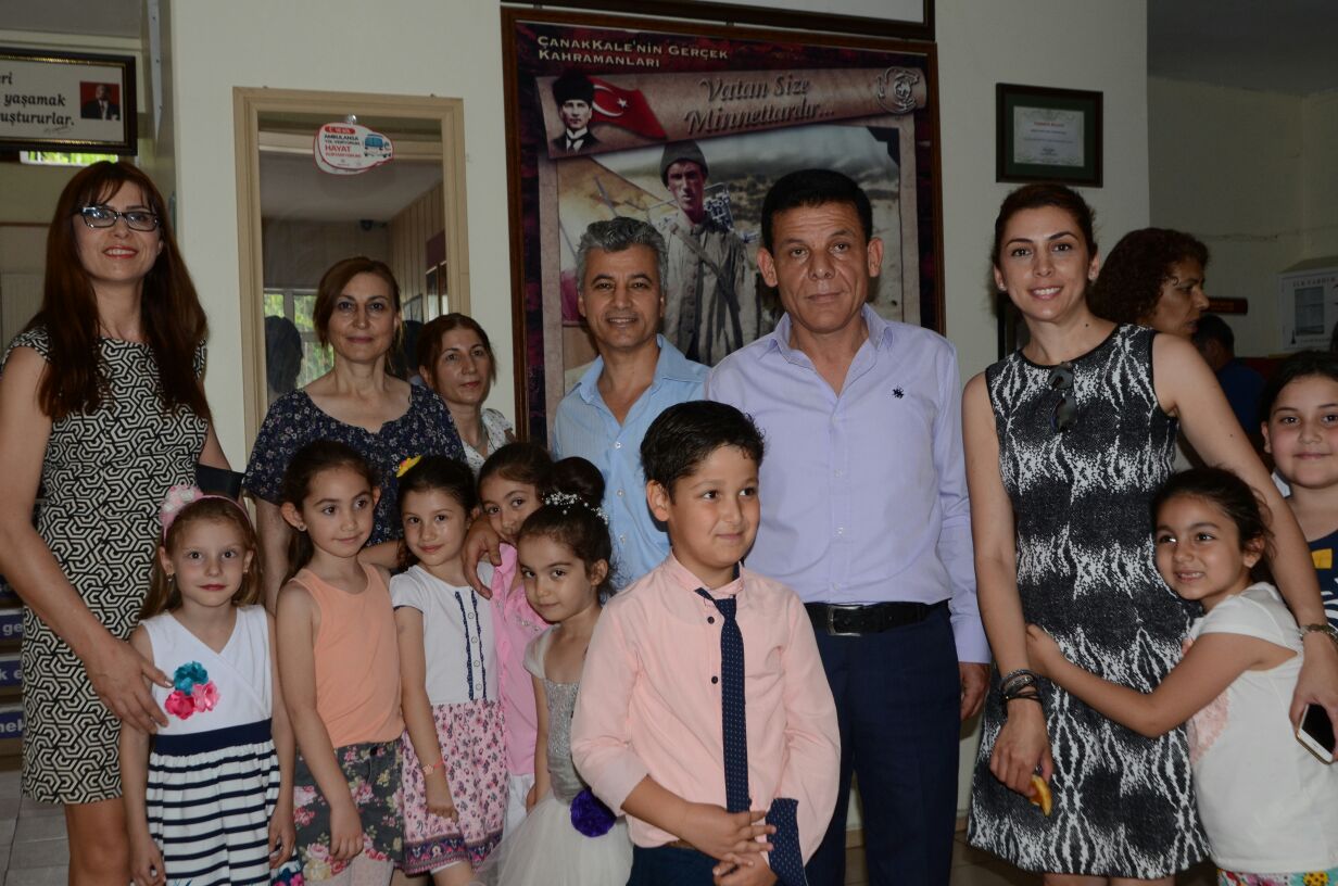 Minik Yeteneklere Sergi Açıldı