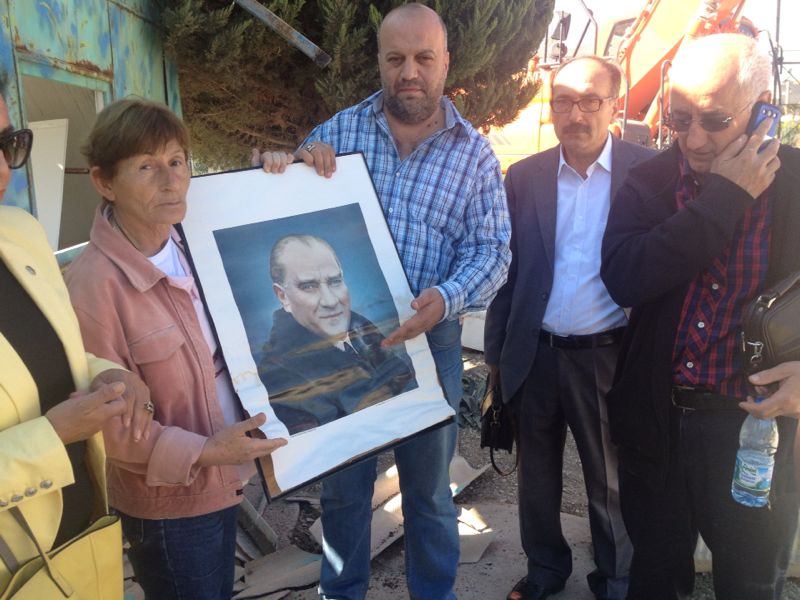 GÜLDER yıkıldı...