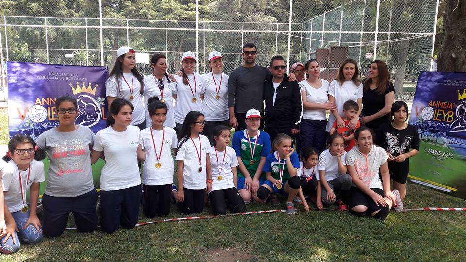 Anneler ve Kızları Aynı Takımda Yarıştı