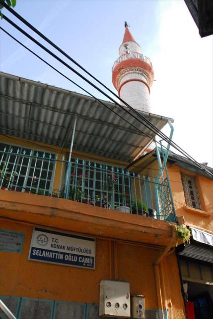 İzmir'de O Cami'den Sakal-ı Şerifi Çaldılar