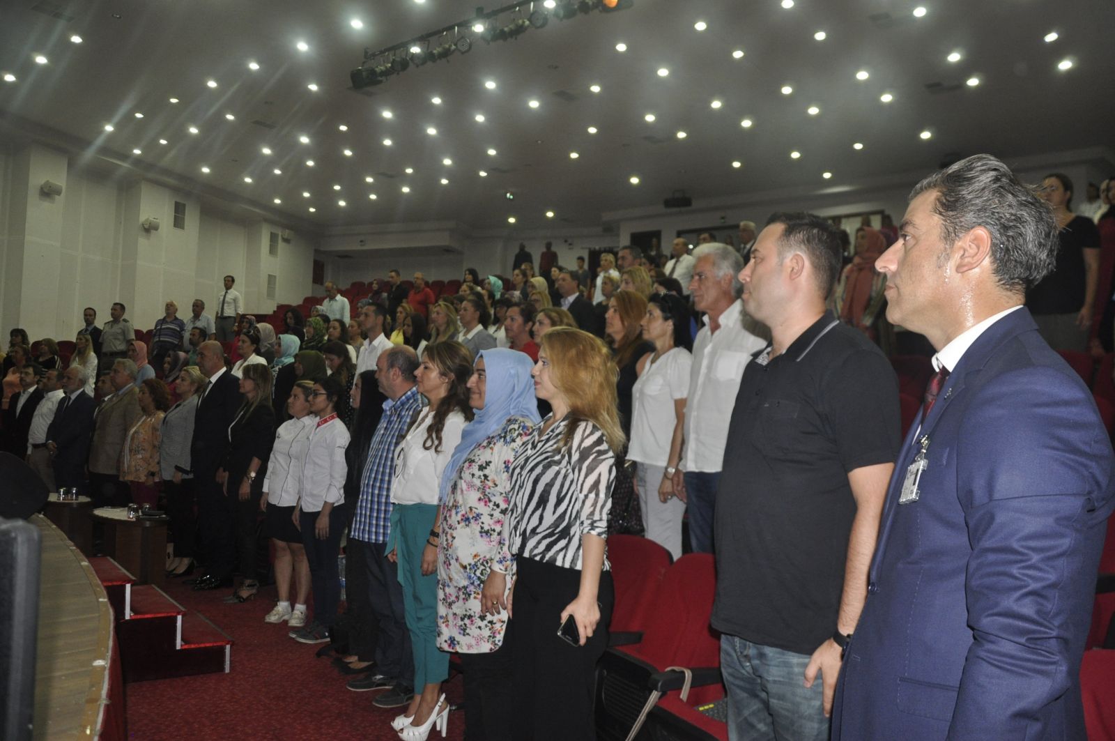 İnsan İçin Umut Derneği'nden Anlamlı Panel: "Kadın ve Kariyer"