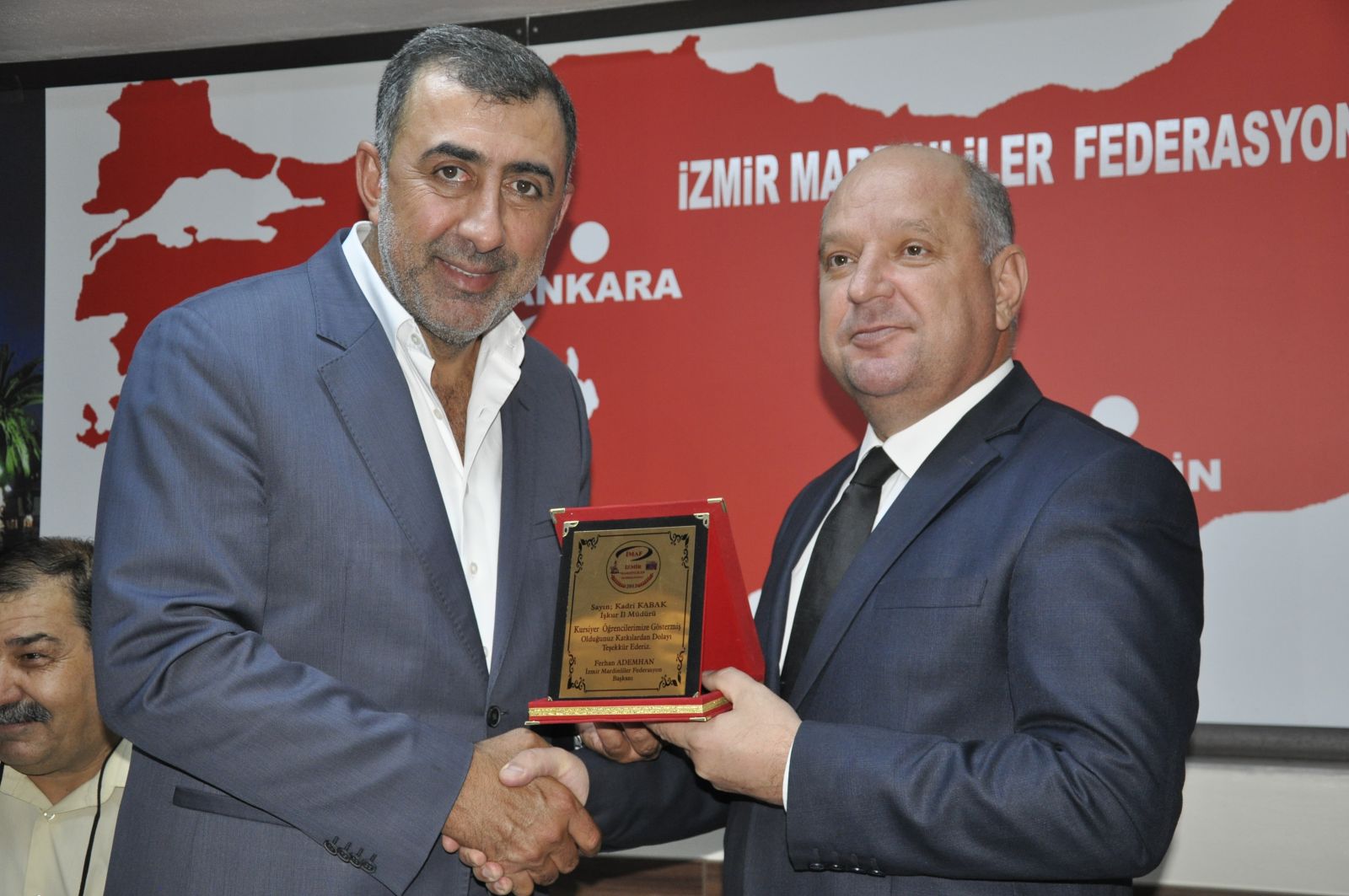 Proje Meyvesini Verdi: "İlk Mezunlar Sertifikalarını Aldı"