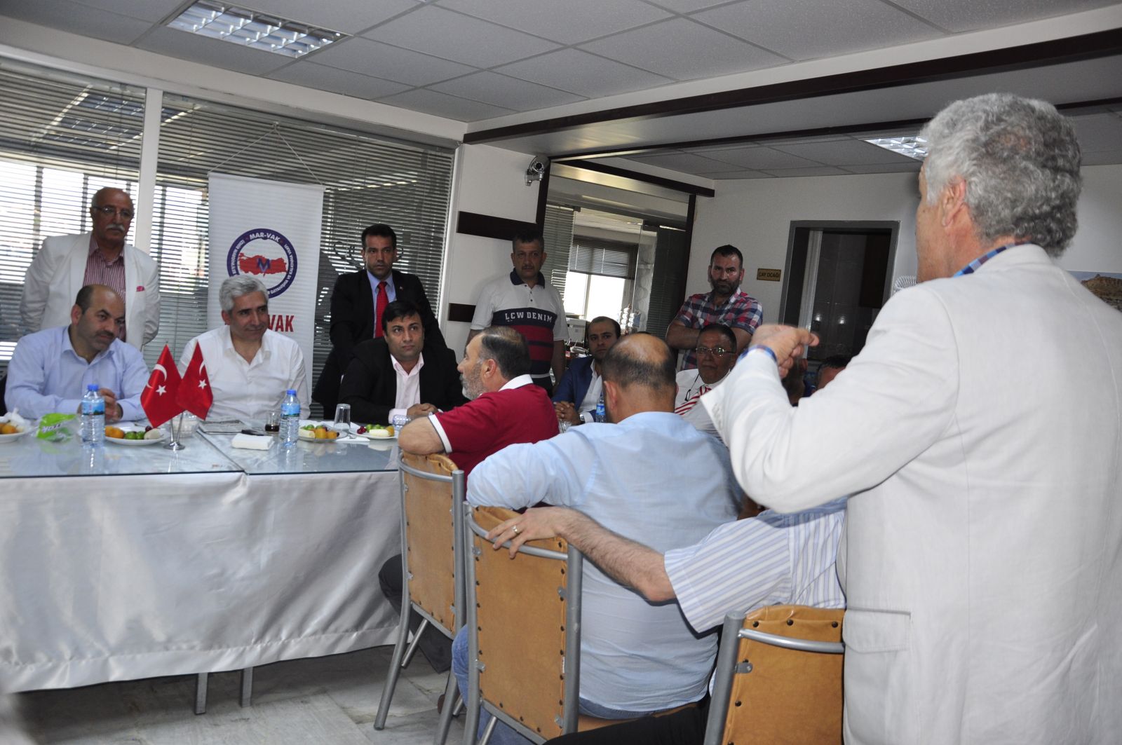 12 Mardin derneğinden Ak Parti'ye tam destek