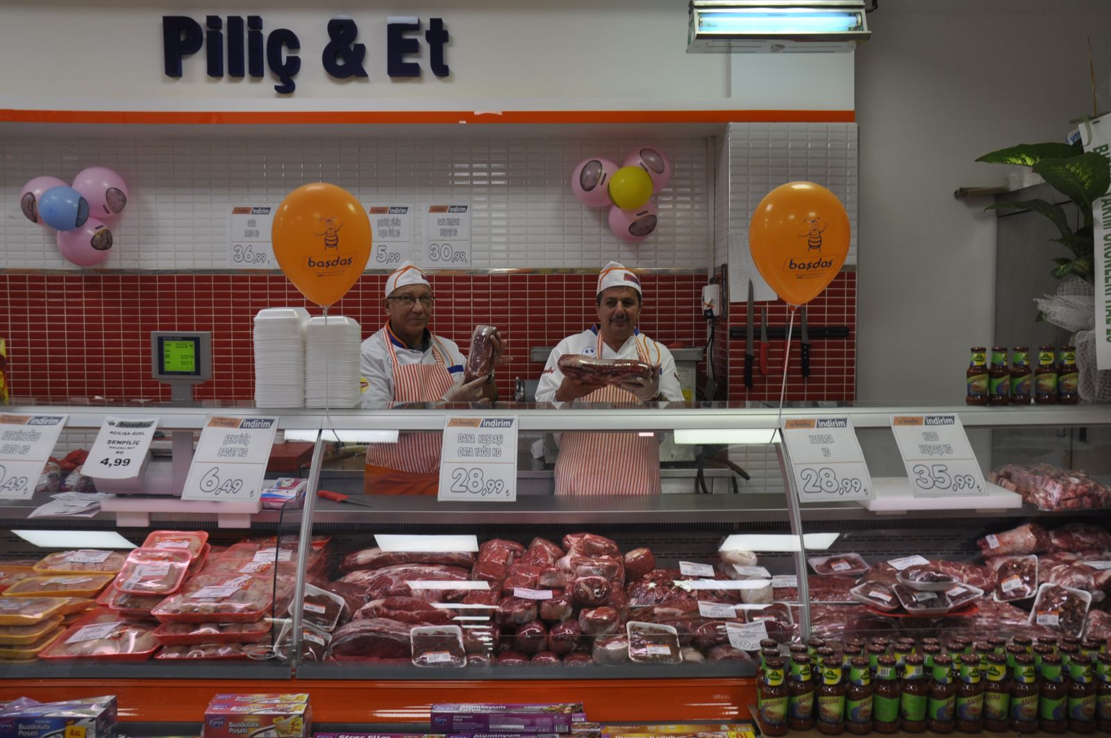 Başdaş Marketler Zinciri 15. Şubesiyle Yeni Girne'de Hizmette