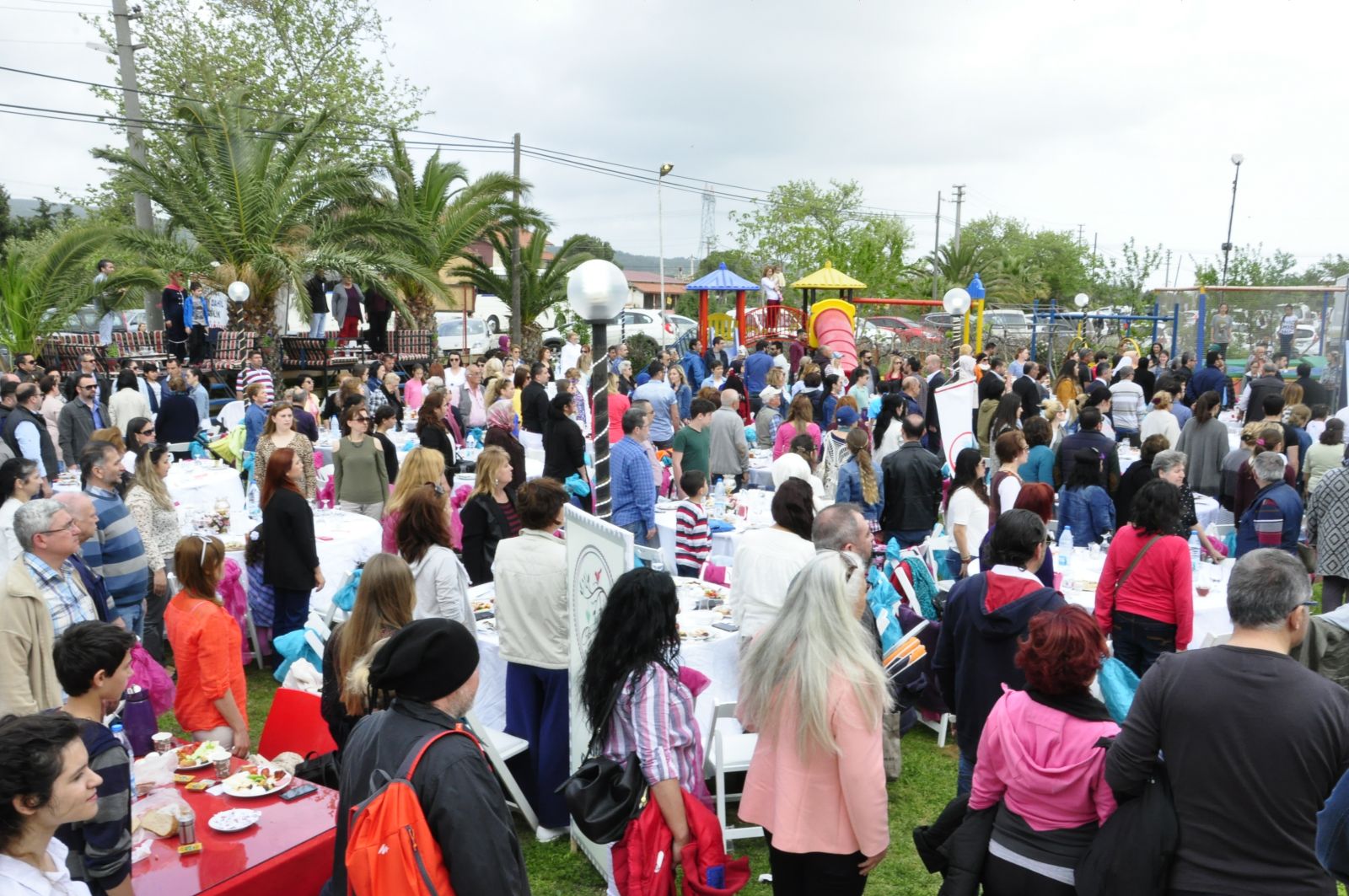 Bir Fidan Yeşert, Bir Hayat Yaşat