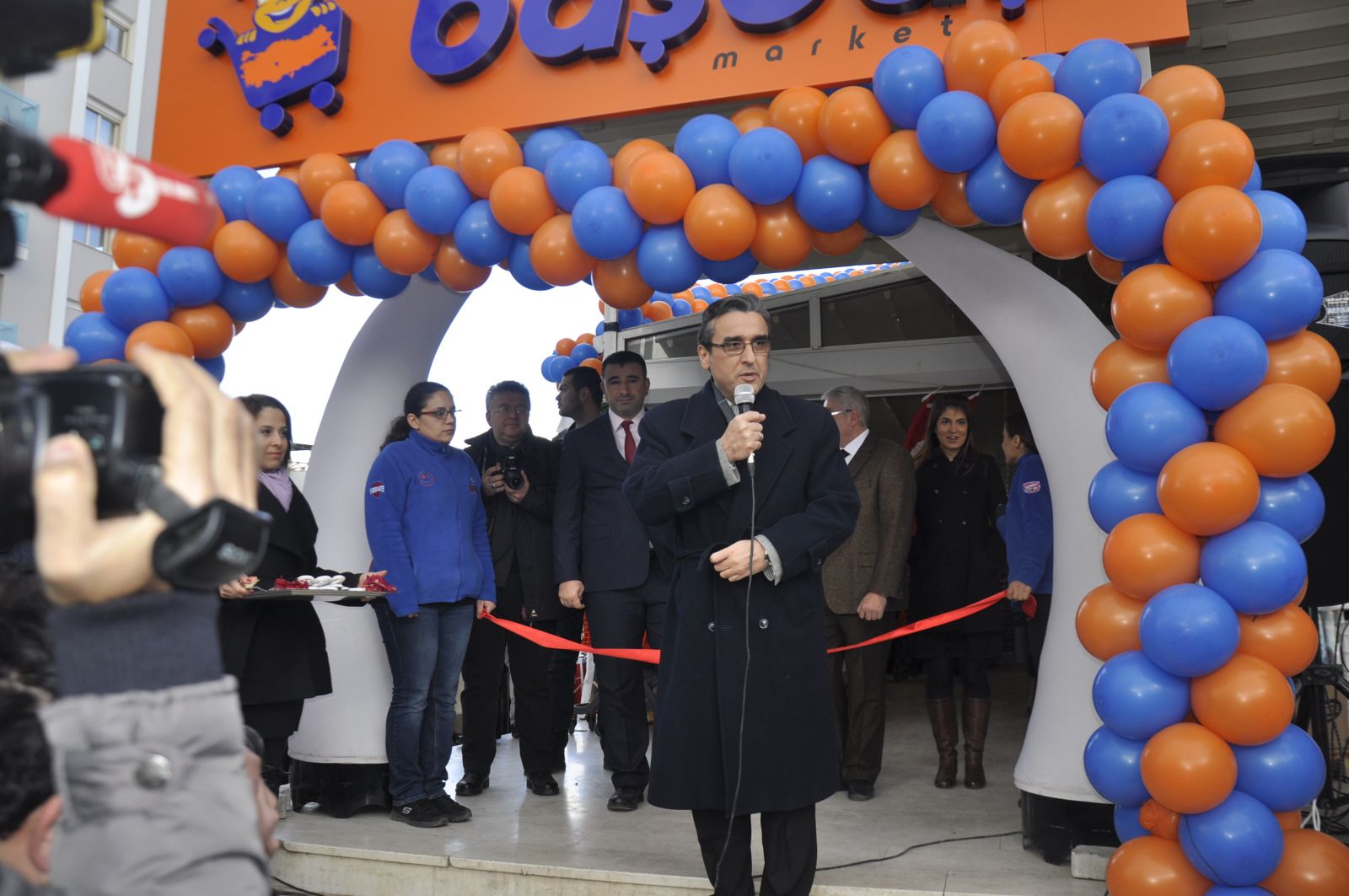 Başdaş Marketler Zinciri 15. Şubesiyle Yeni Girne'de Hizmette