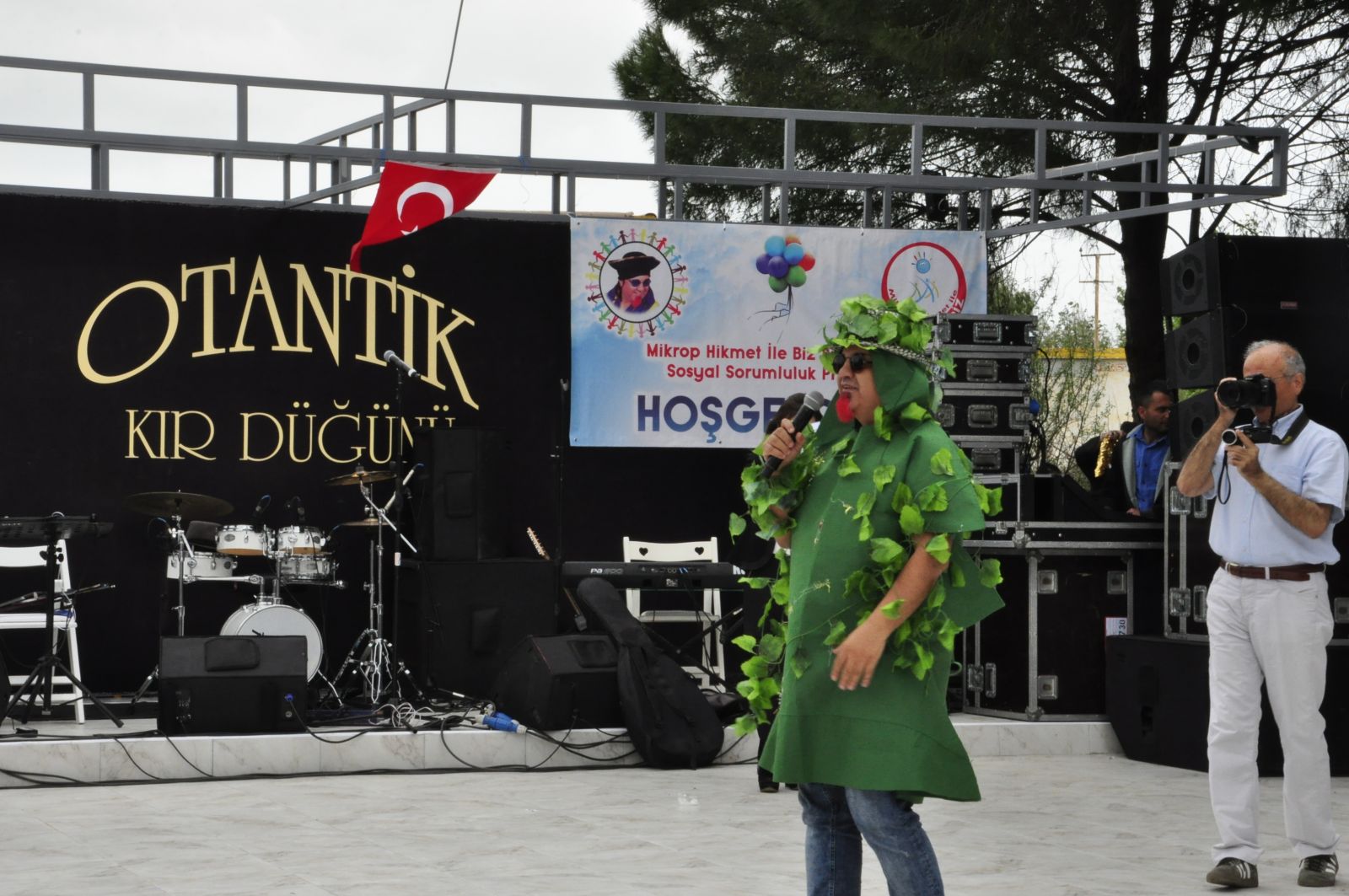 Bir Fidan Yeşert, Bir Hayat Yaşat