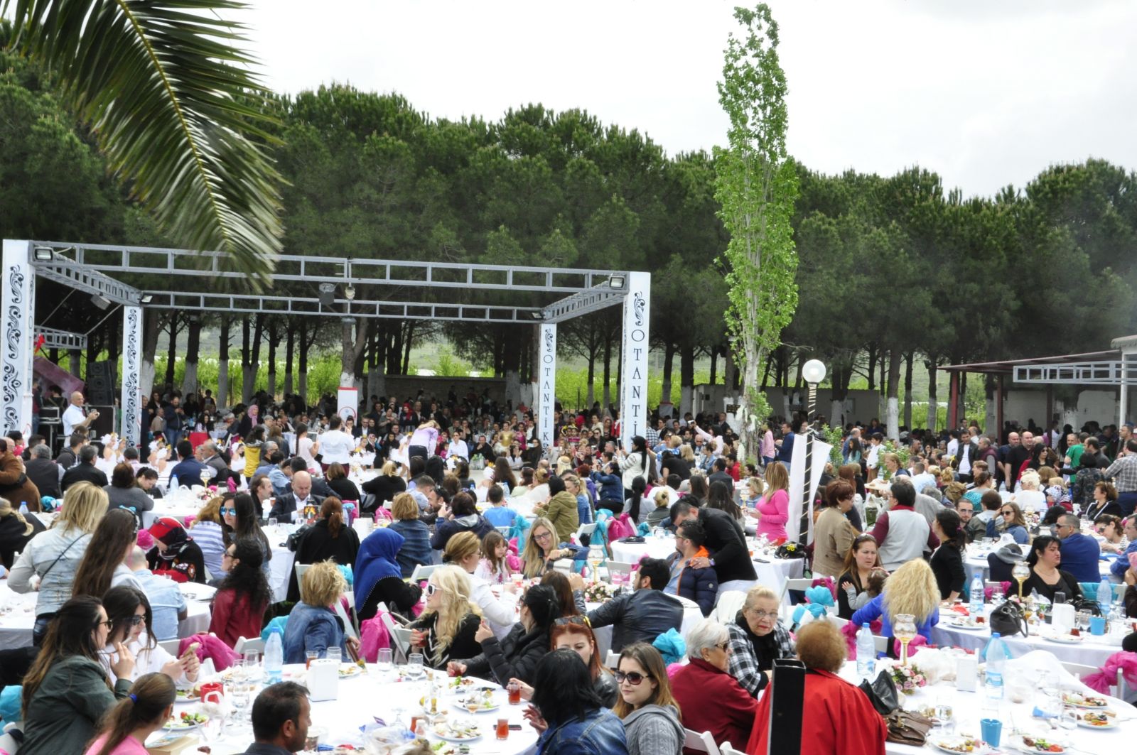 Bir Fidan Yeşert, Bir Hayat Yaşat