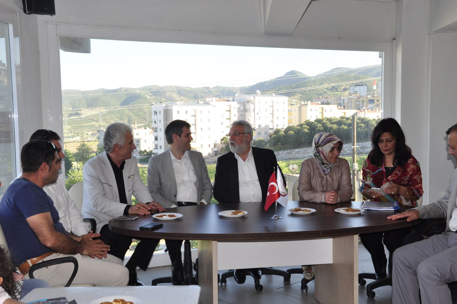 Hüseyin Kocabıyık ve Talip Uzun'dan Mardin Ömerli'lere Ziyaret