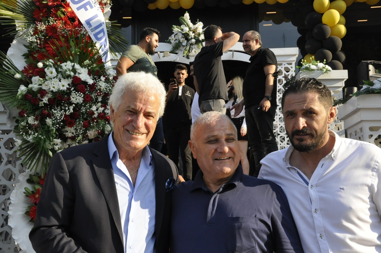 HOUDİNİ PUB&Cafe, Bistro Hizmete Başladı!