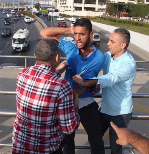 İzmir Kobani eylemleriyle karıştı