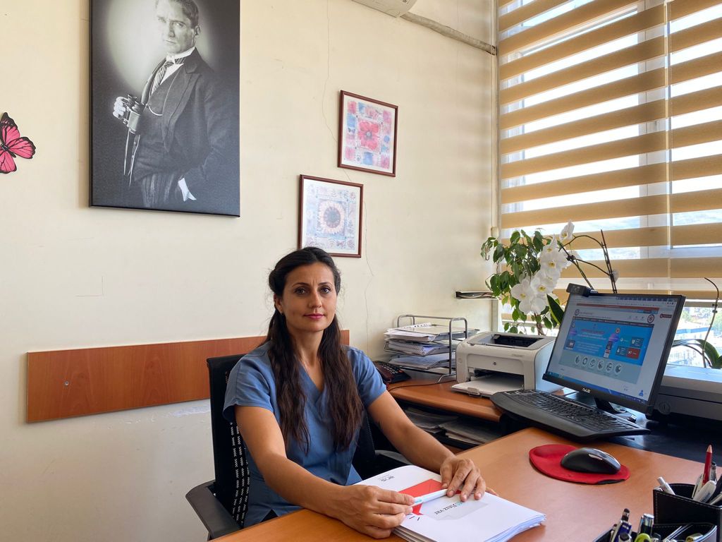 Egeli akademisyenlerden “MS Beslenme Rehberi” kitabı