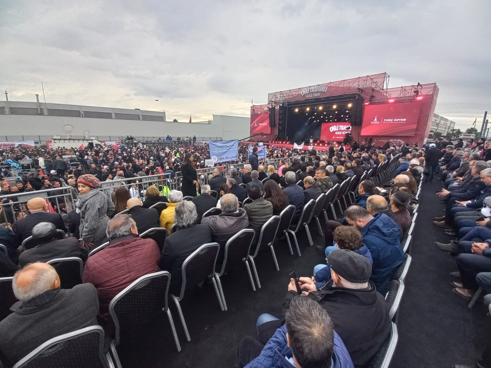 Çiğli Tramvayı hizmete girdi