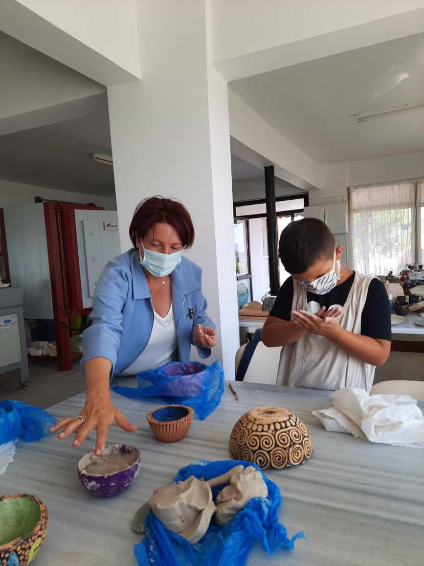 Karaburun’da çocuklara sanat dolu tatil