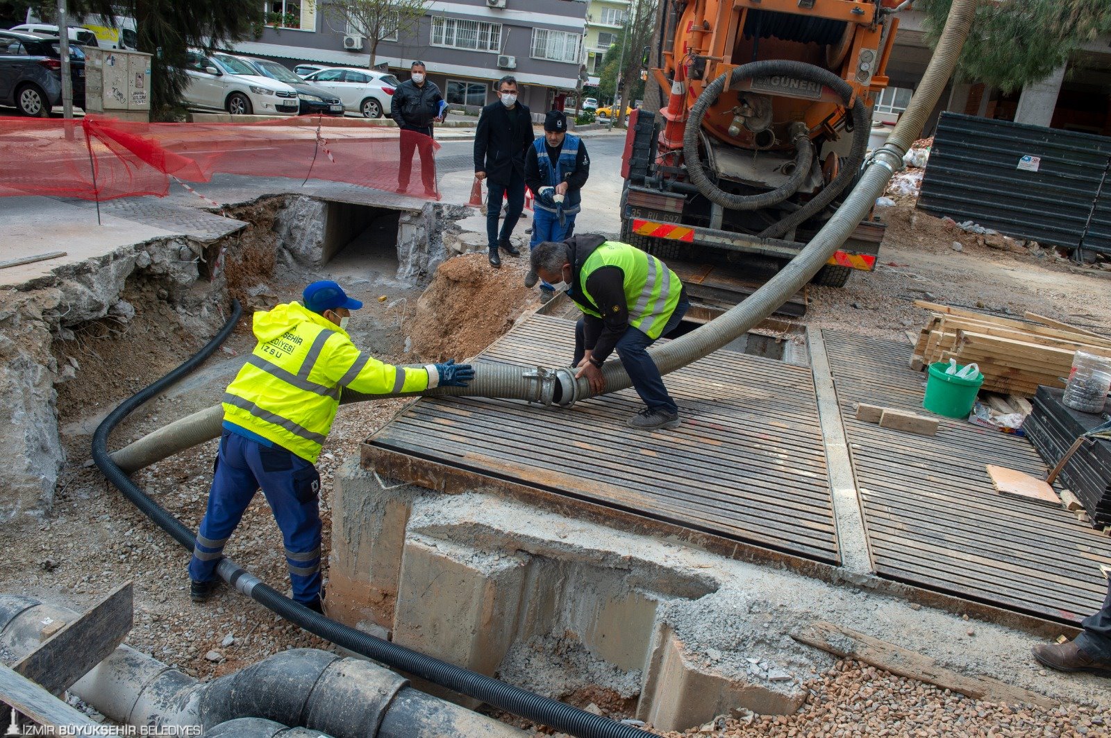 Güzelyalı’da su taşkınlarını önlemek için planlanan çalışmalar hayata geçiriliyor