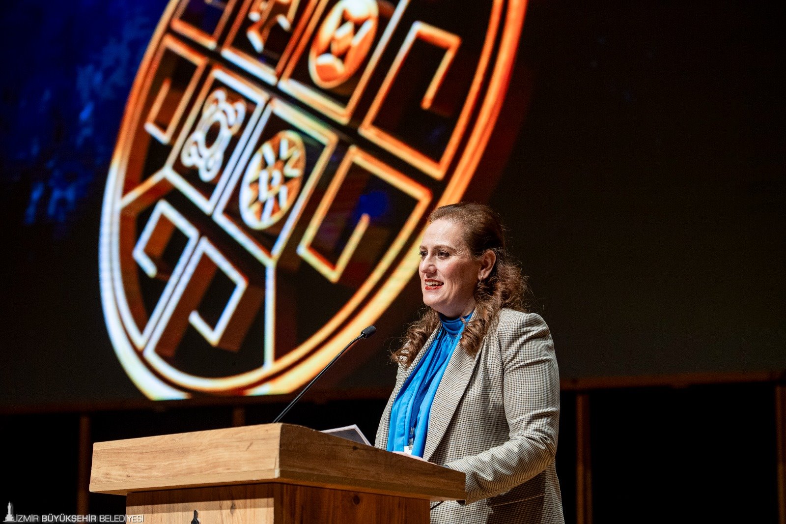 Soyer: “Kadın erkek birlikte mücadele etmek zorundayız”